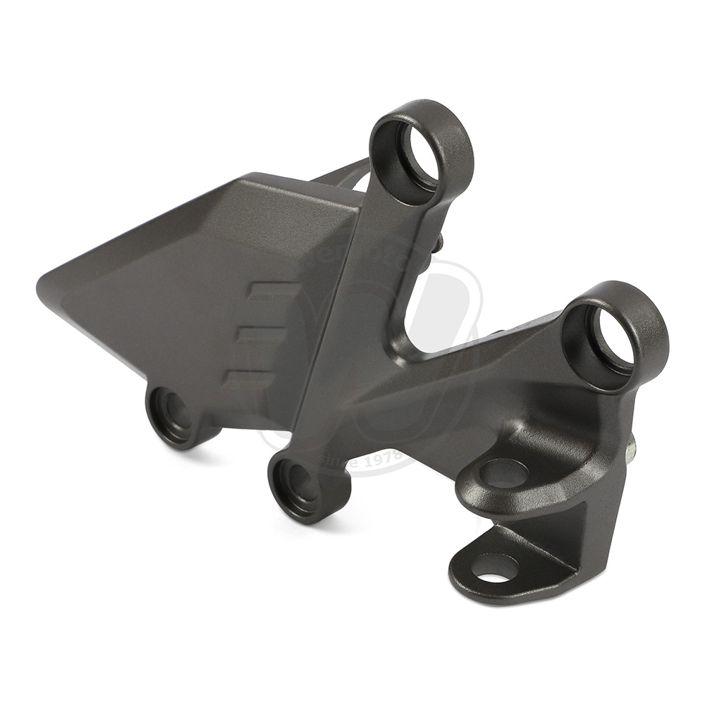 0FM8975_zznw8405 two.jpg